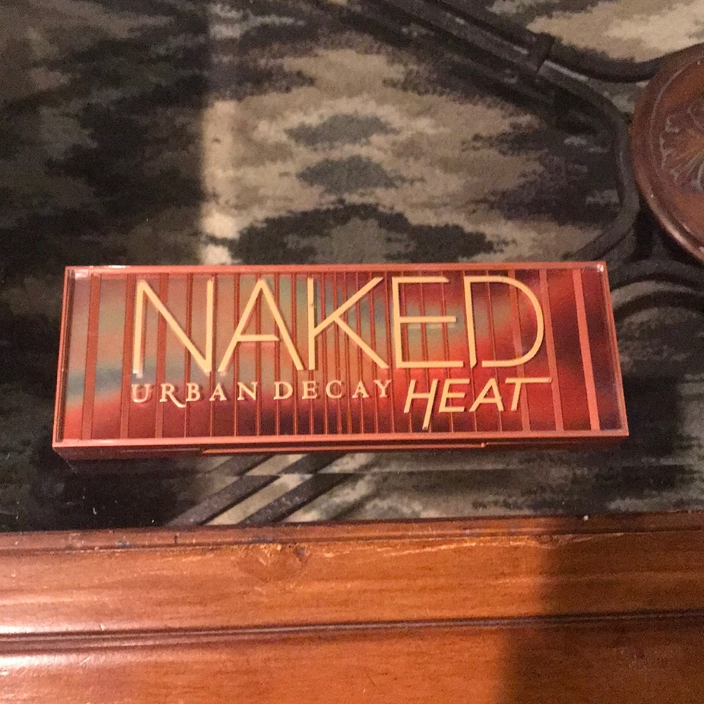 makeup palette